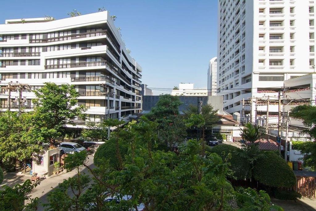 Antique Palace Apartment Bangkok Extérieur photo