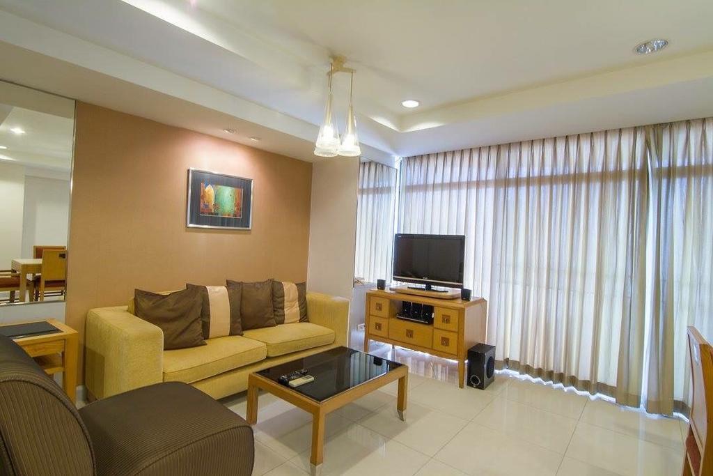 Antique Palace Apartment Bangkok Extérieur photo